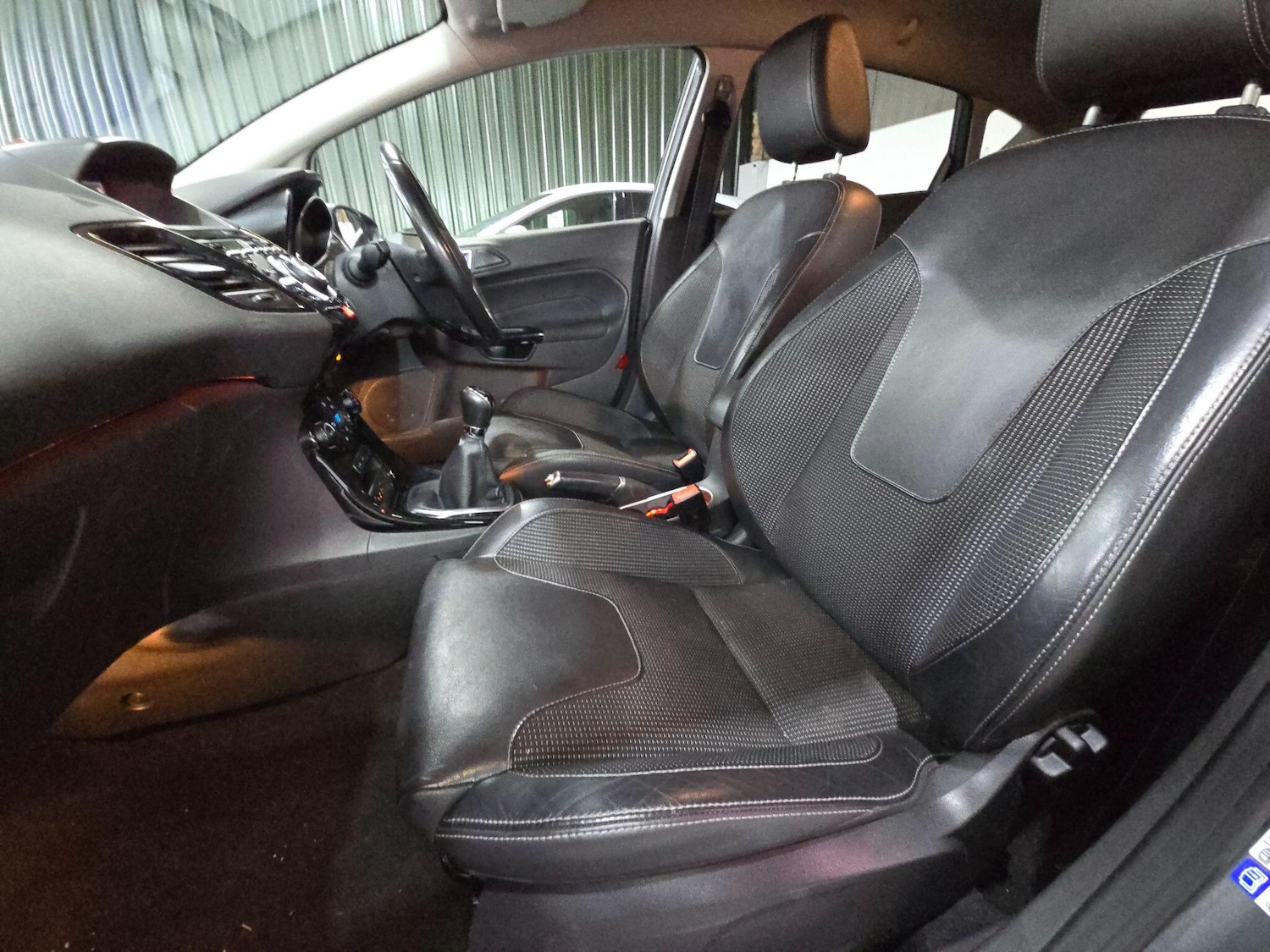 Used Ford Fiesta 2016 for sale - 77647007: Photo 46