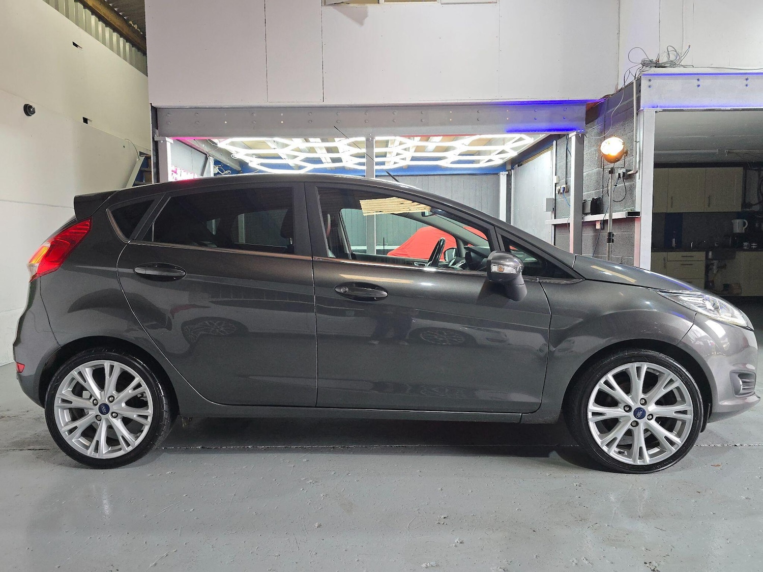 Used Ford Fiesta 2016 for sale - 77647007: Photo 7