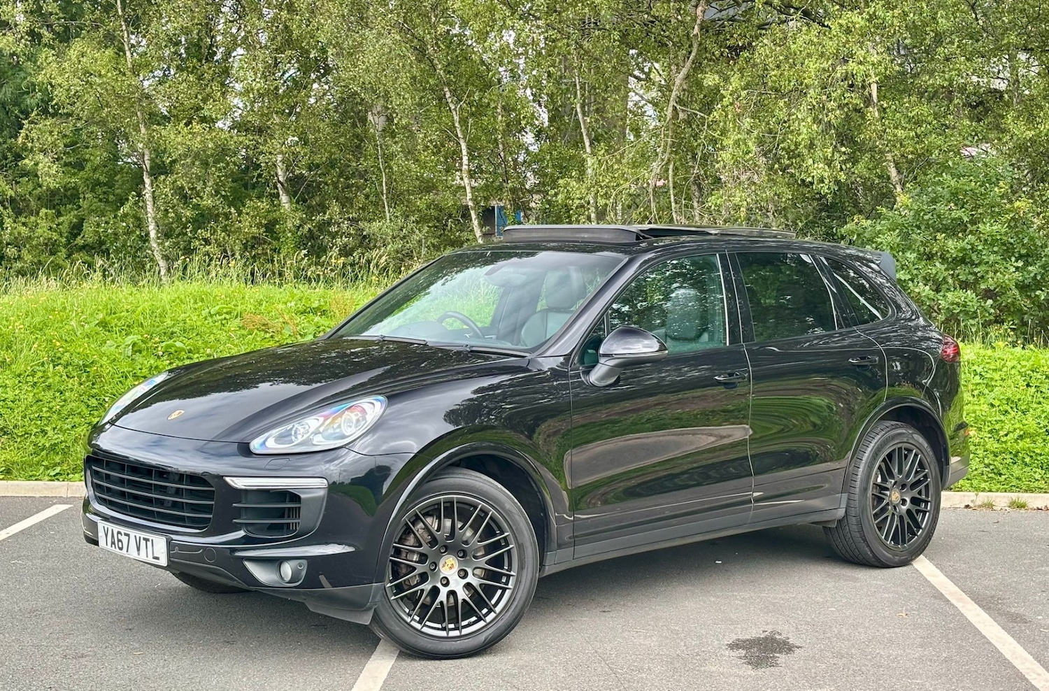 Used Porsche Cayenne 2017 for sale - 76286857: Photo 2