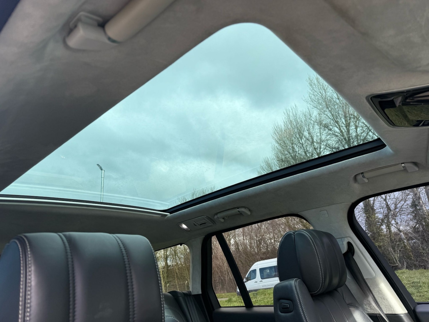 Used Land Rover Range Rover 2015 for sale - 76331128: Photo 10