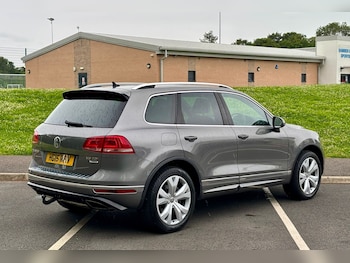 Used Volkswagen Touareg 2015 for sale - 75148164: Photo