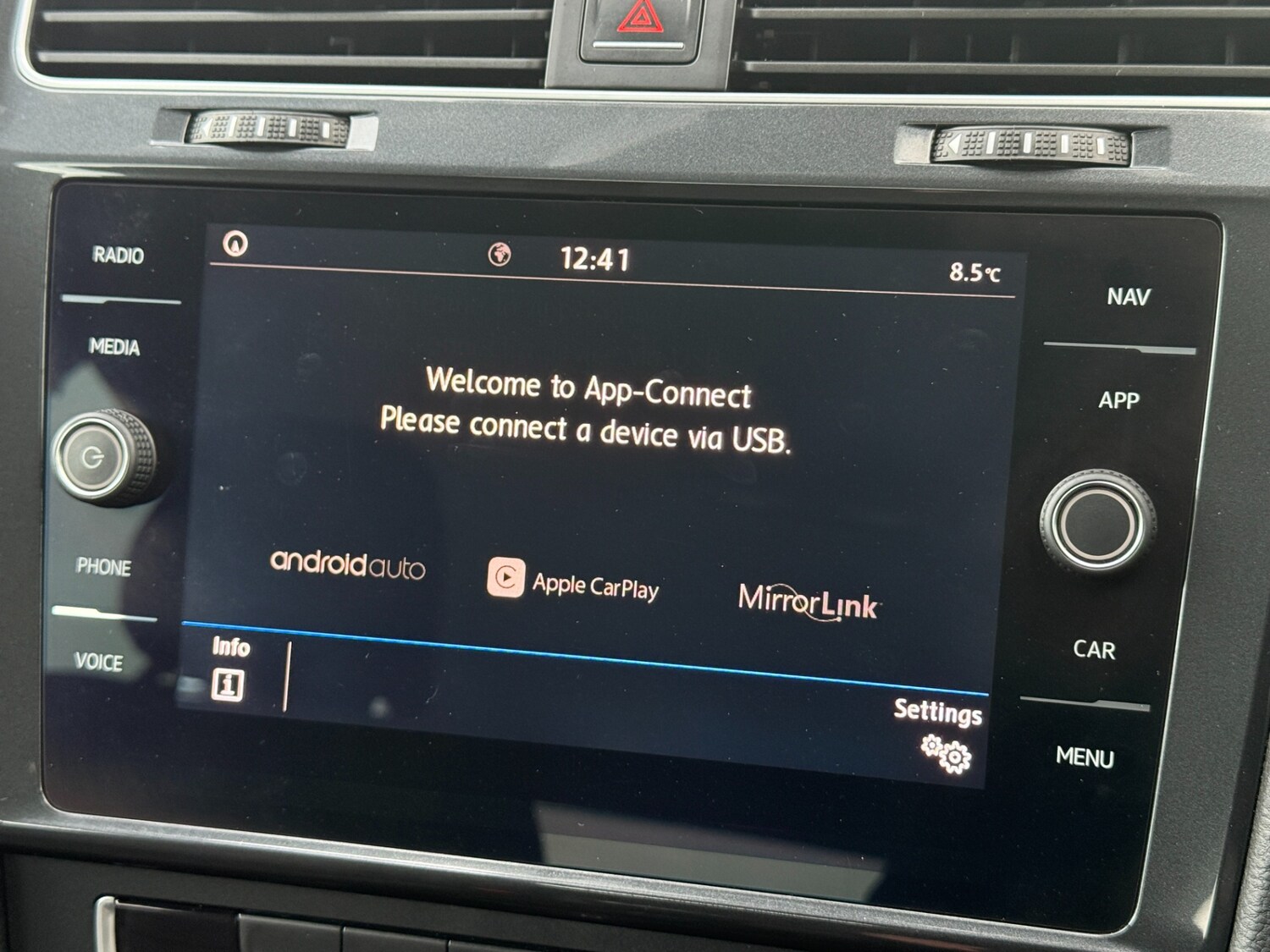 Used Volkswagen Golf 2018 for sale - 77640167: Photo 12