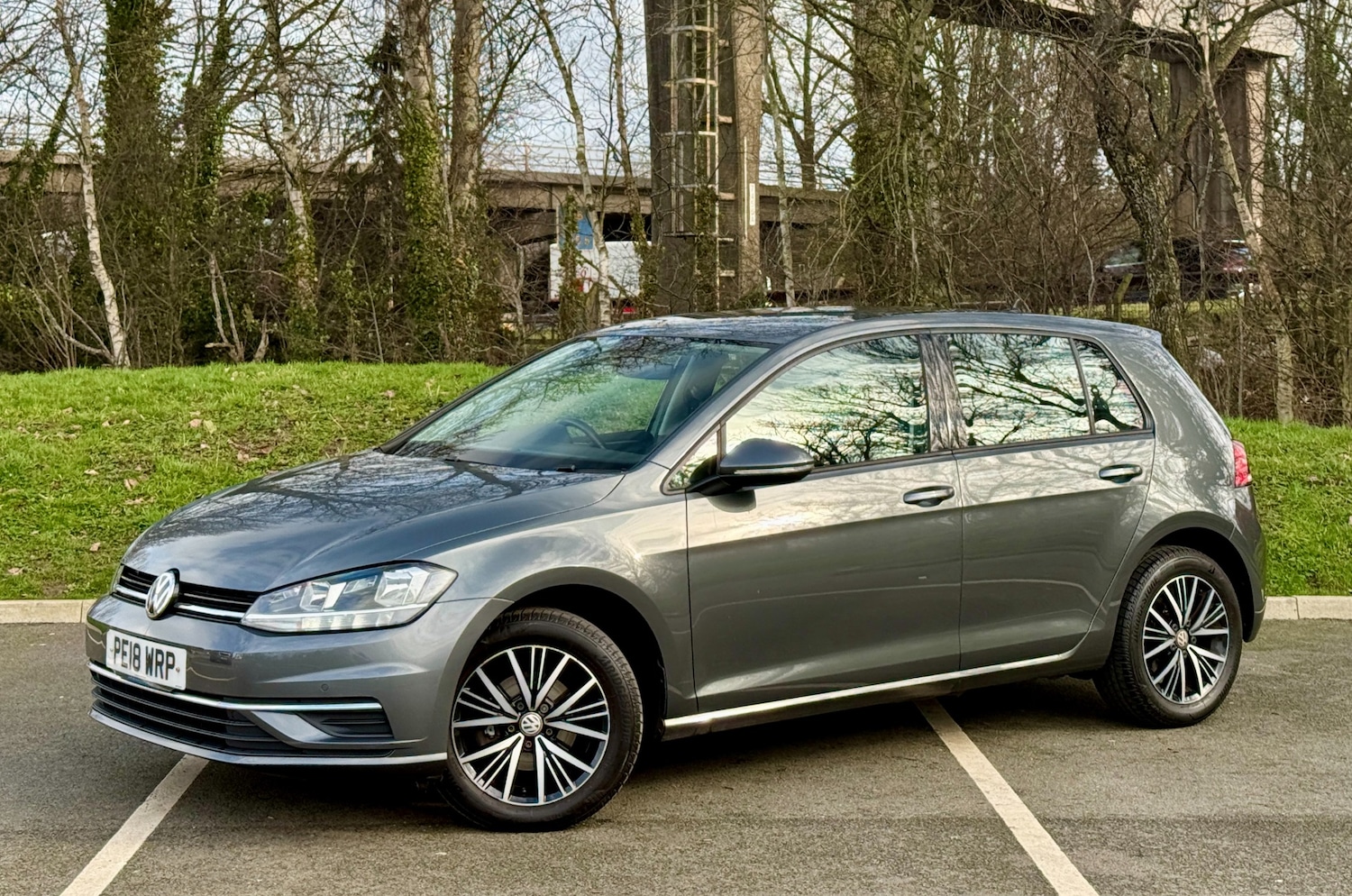 Used Volkswagen Golf 2018 for sale - 77640167: Photo 3