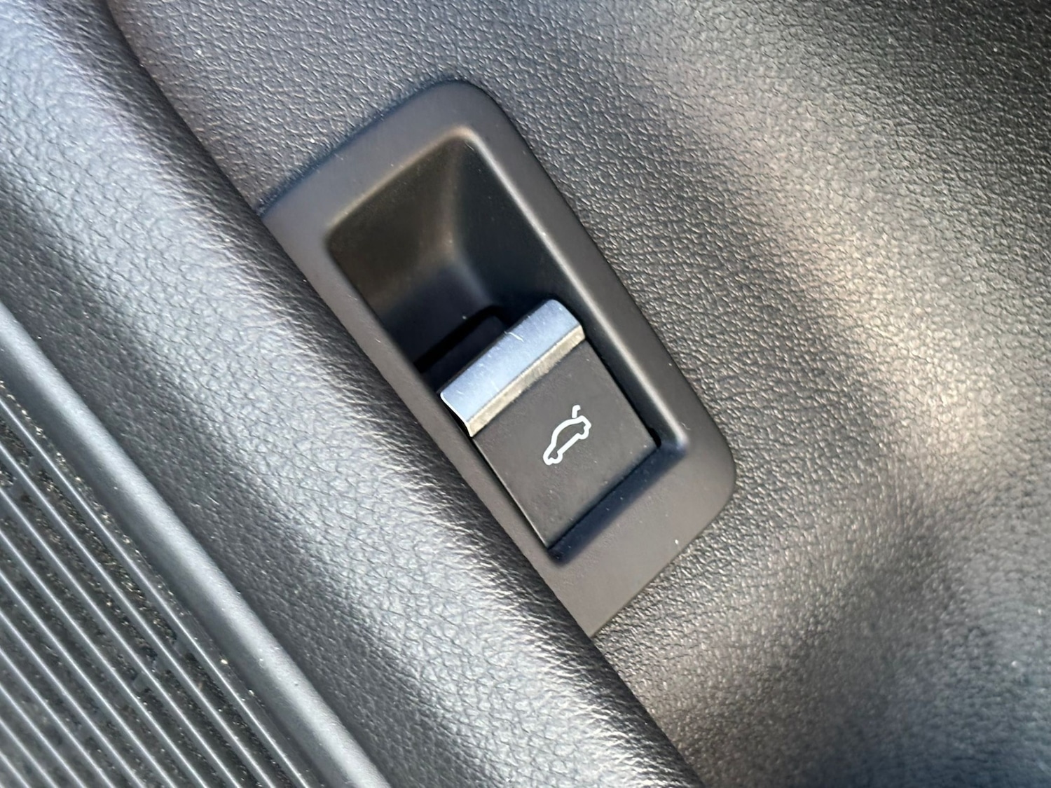 Used Audi A4 2016 for sale - 77272420: Photo 12