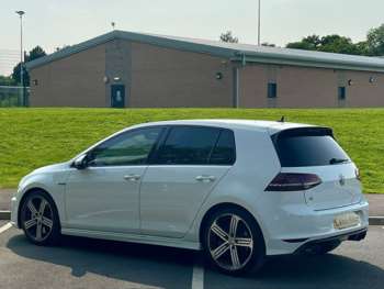 Used Volkswagen Golf 2017 for sale - 74864720: Photo