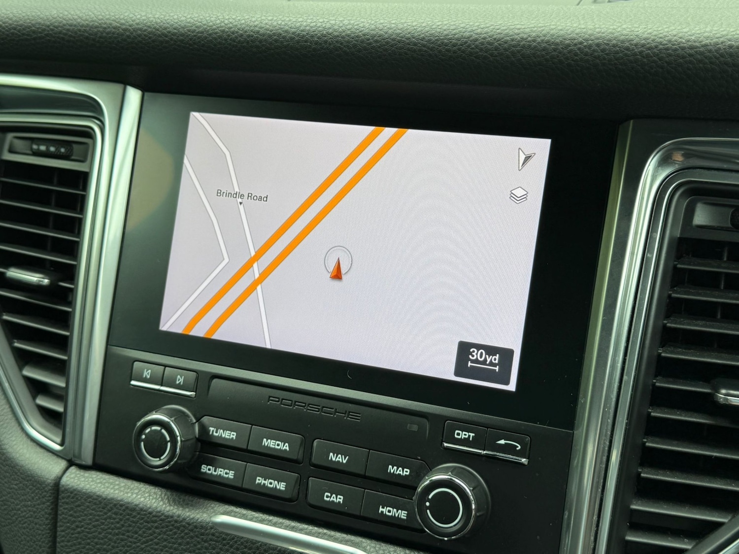 Used Porsche Macan 2017 for sale - 76638694: Photo 11