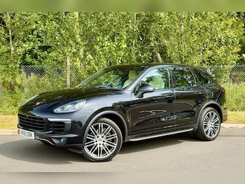 Used Porsche Cayenne 2016 for sale - 75501901: Photo