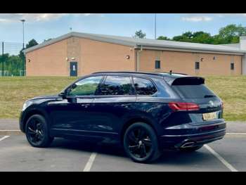 Used Volkswagen Touareg 2018 for sale - 74540175: Photo