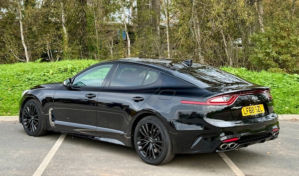 Used Kia Stinger 2018 for sale - 76286884: Photo 5