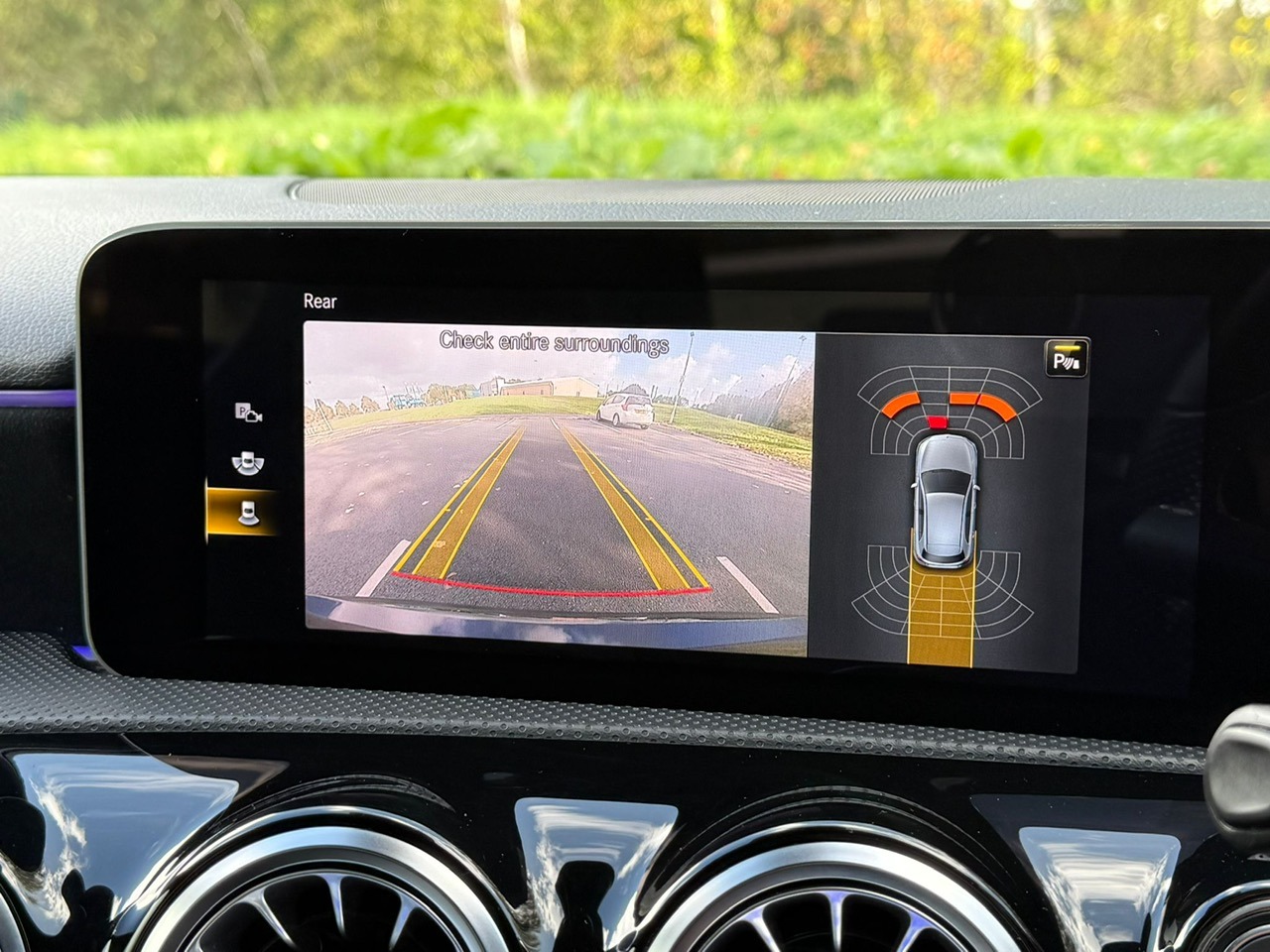 Used Mercedes-Benz A-Class 2019 for sale - 76565970: Photo 11