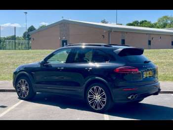 Used Porsche Cayenne 2014 for sale - 74661297: Photo