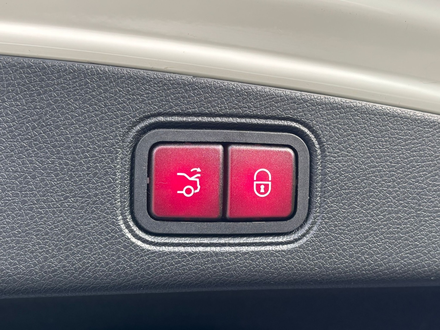 Used Mercedes-Benz E Class 2018 for sale - 78198071: Photo 20