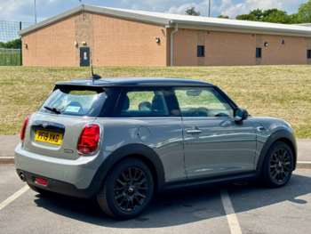 Used MINI Hatch 2019 for sale - 74705376: Photo