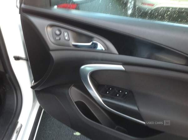 Used Vauxhall Insignia 2015 for sale - 76866631: Photo 5