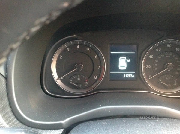 Used Hyundai KONA 2018 for sale - 76866649: Photo 10