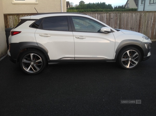 Used Hyundai KONA 2018 for sale - 76866649: Photo 2