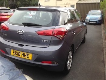 Used Hyundai i20 2018 for sale - 79442181: Photo