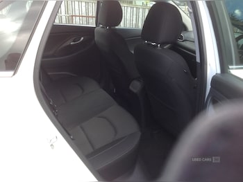 Used Hyundai i30 2017 for sale - 78867433: Photo