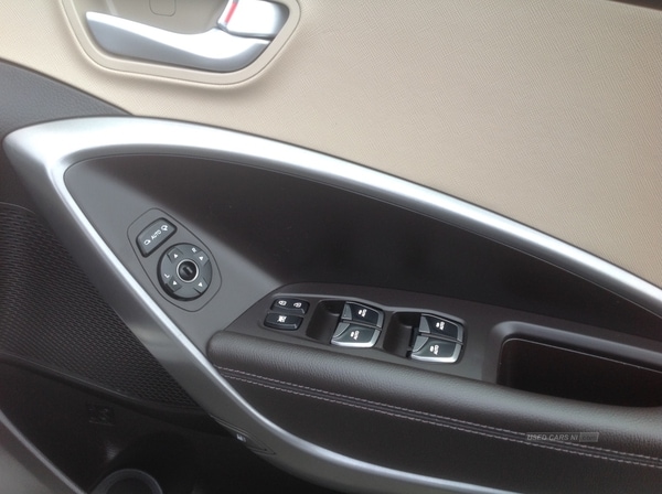 Used Hyundai Santa Fe 2015 for sale - 77613532: Photo 7