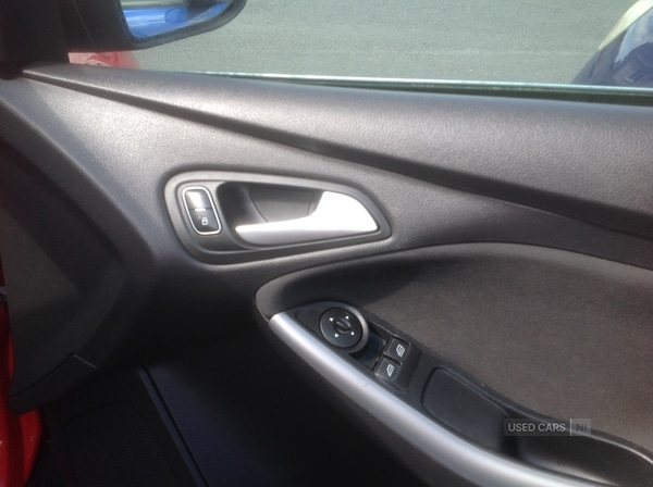 Used Ford Focus 2015 for sale - 76716012: Photo 5