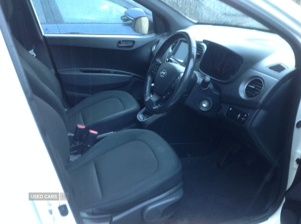 Used Hyundai i10 2018 for sale - 77388095: Photo 5