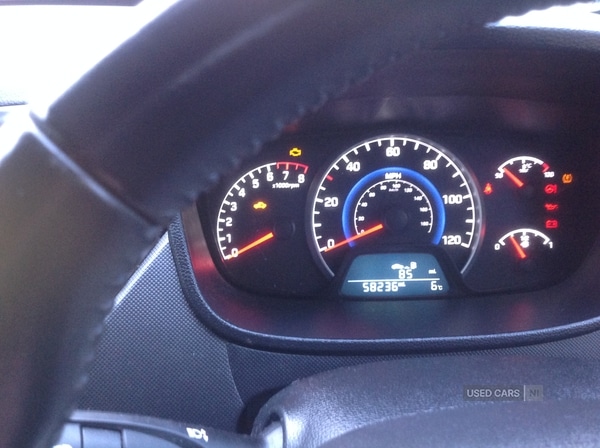 Used Hyundai i10 2018 for sale - 77388095: Photo 7