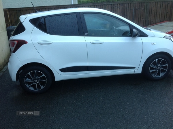 Used Hyundai i10 2018 for sale - 77388095: Photo 8