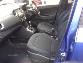 Used Hyundai i10 2018 for sale - 79688700: Photo