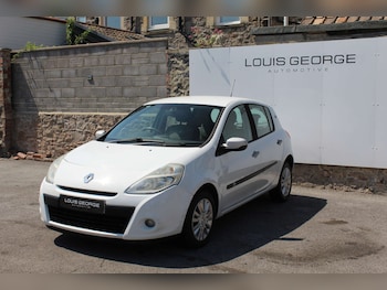 Used Renault Clio 2010 for sale - 78700761: Photo
