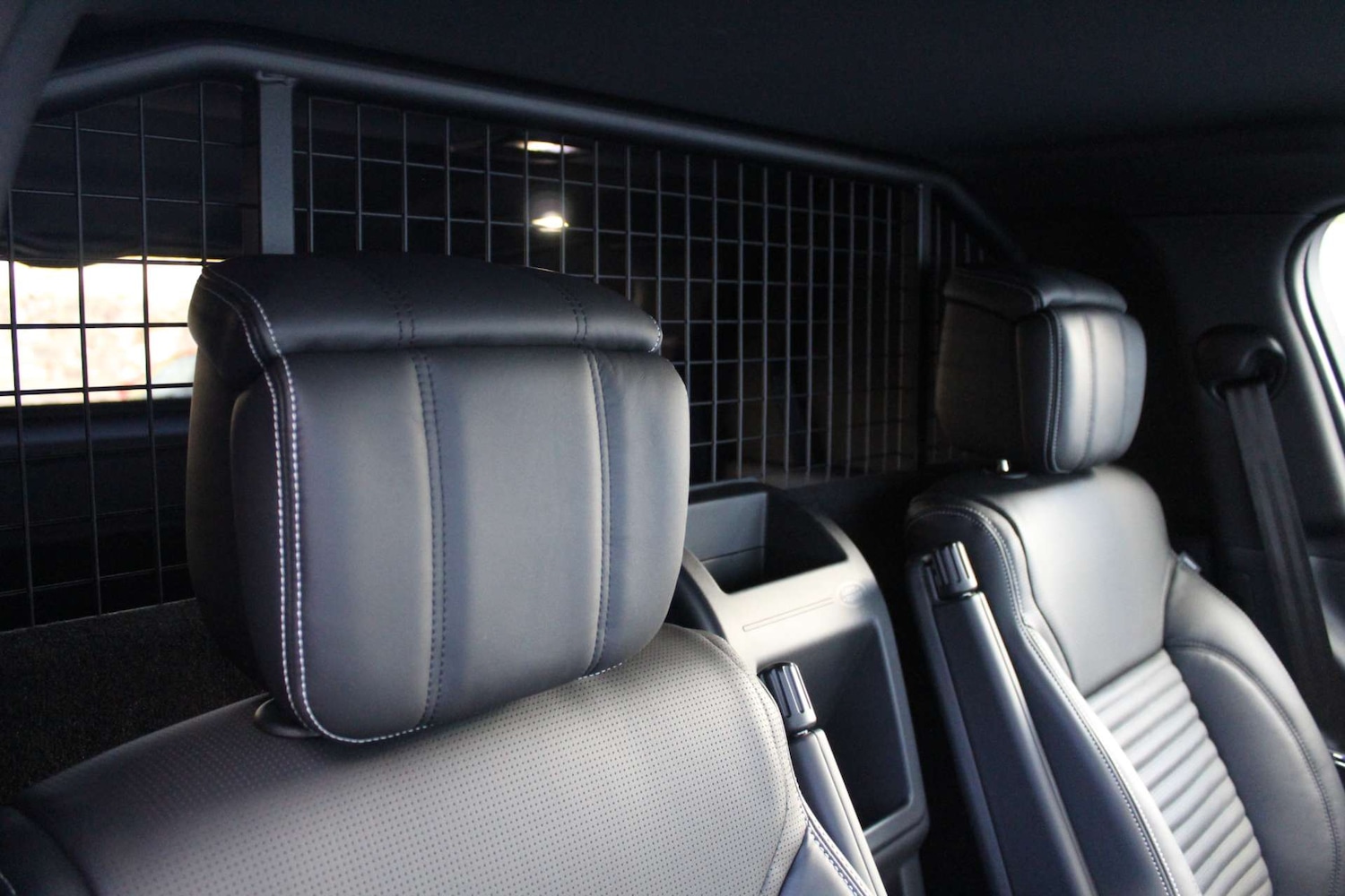 Used Land Rover Discovery 2025 for sale - 76642982: Photo 33