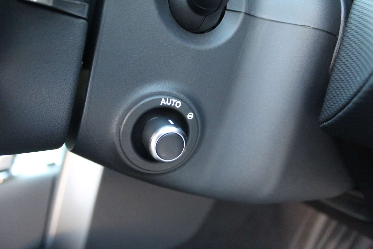 Used Land Rover Discovery 2025 for sale - 76642982: Photo 40