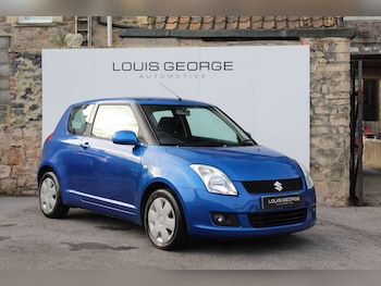 Used Suzuki Swift 2010 for sale - 76709143: Photo