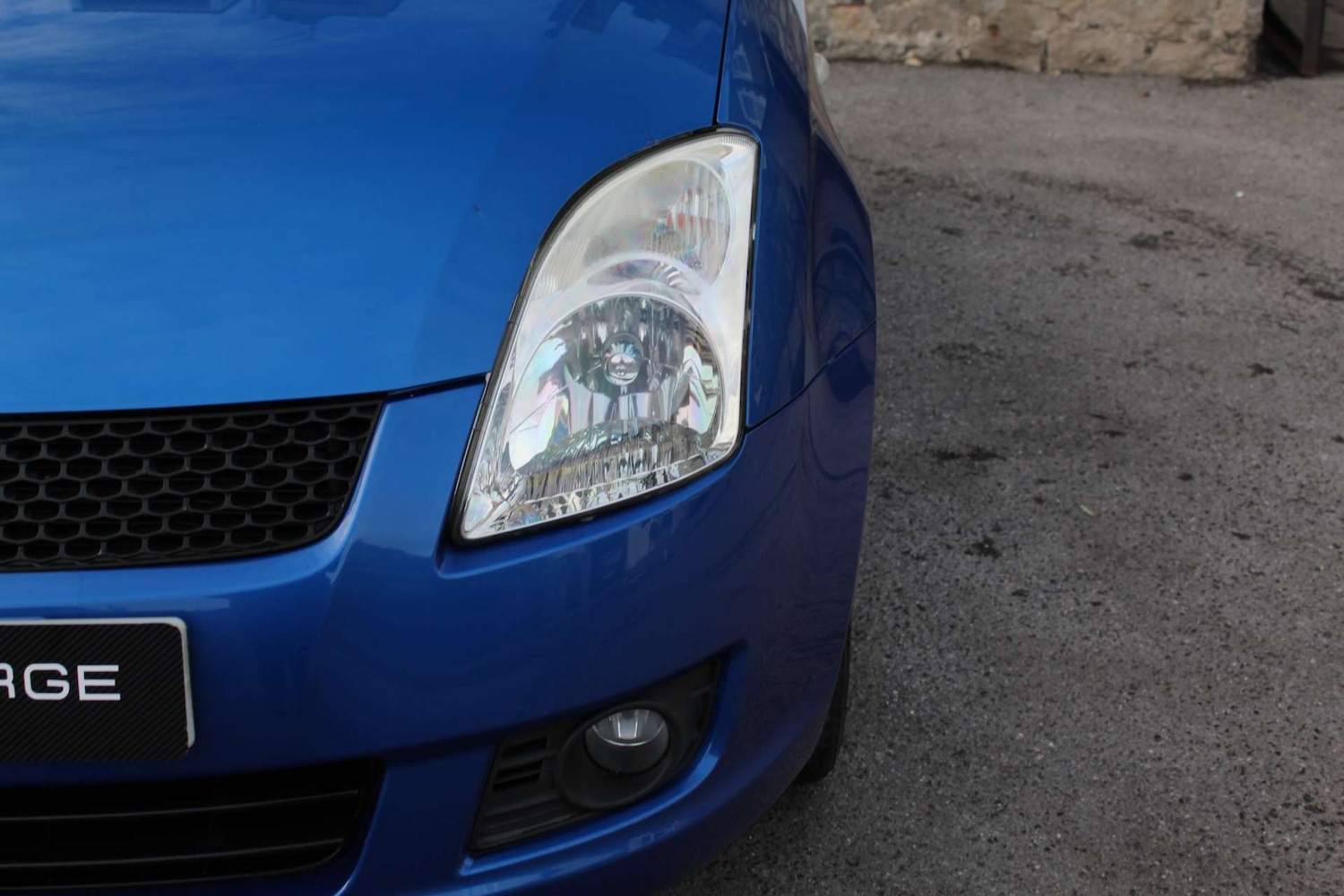 Used Suzuki Swift 2010 for sale - 76709143: Photo 8