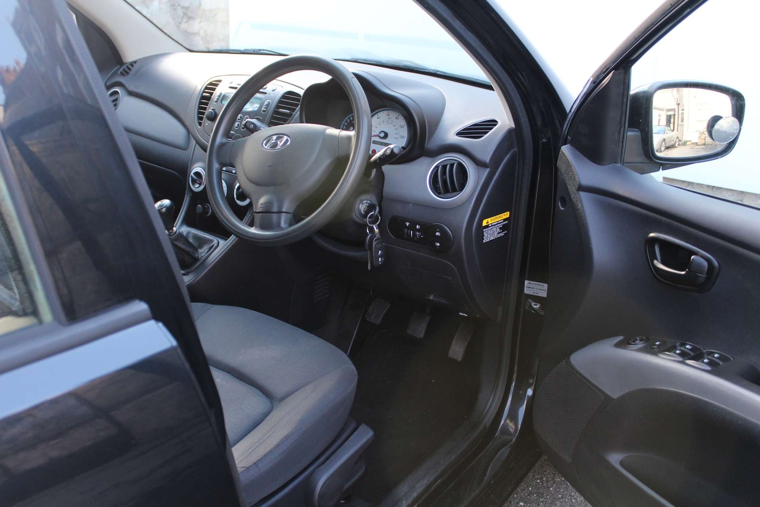 Used Hyundai i10 2009 for sale - 77434598: Photo 11