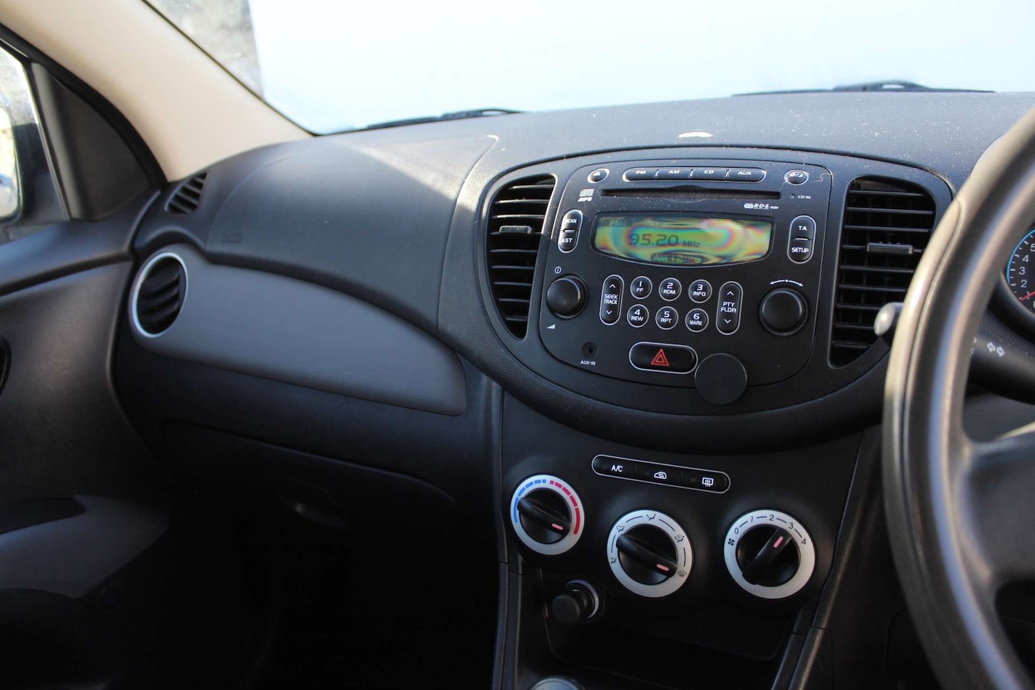 Used Hyundai i10 2009 for sale - 77434598: Photo 16