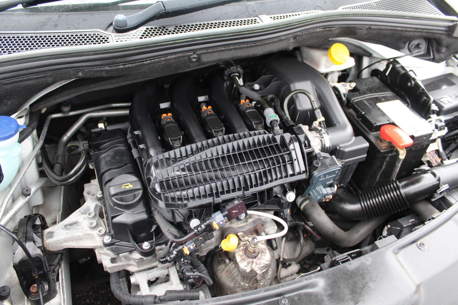 Used Peugeot 208 2013 for sale - 76382754: Photo 28