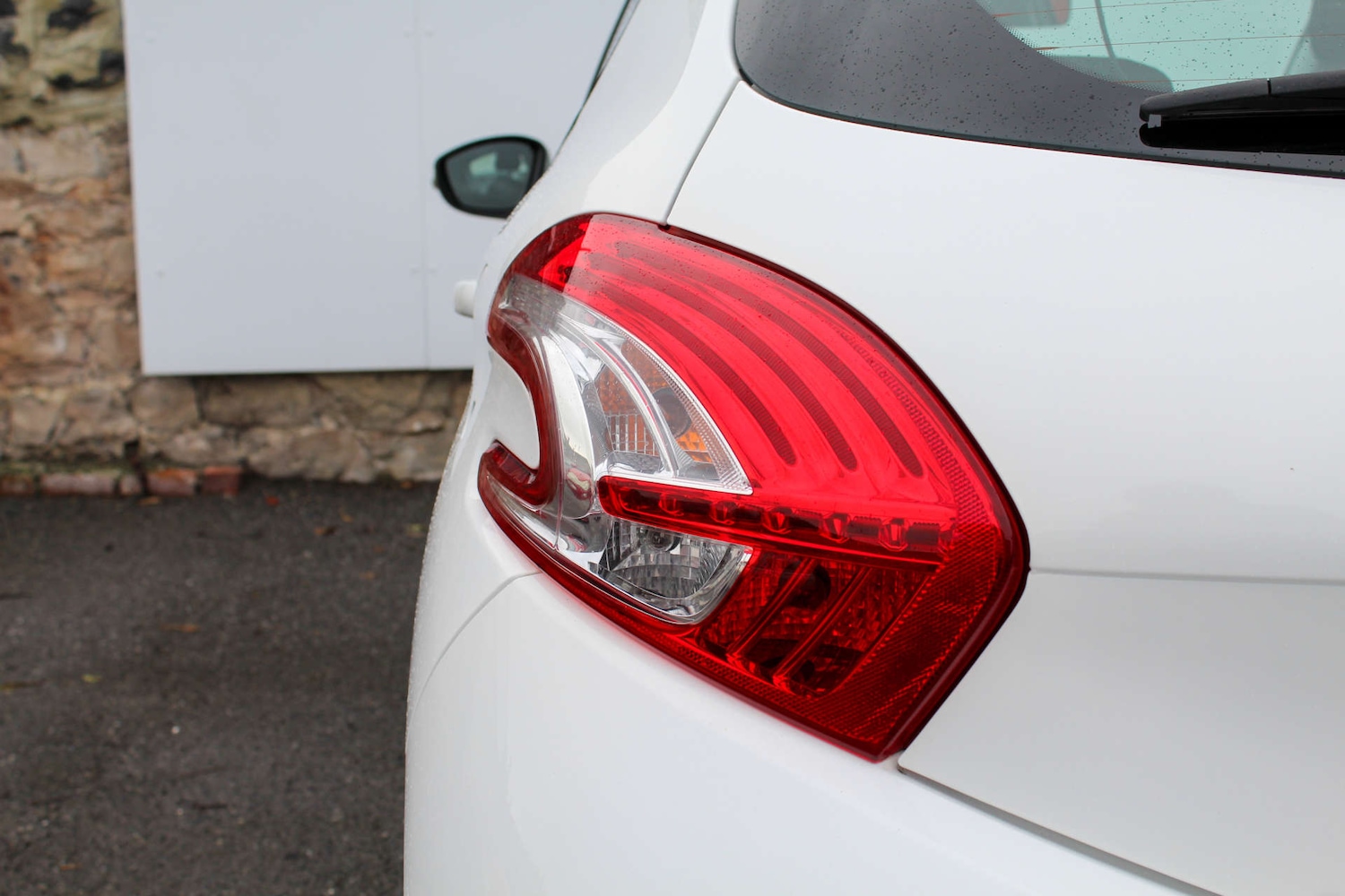 Used Peugeot 208 2013 for sale - 76382754: Photo 8