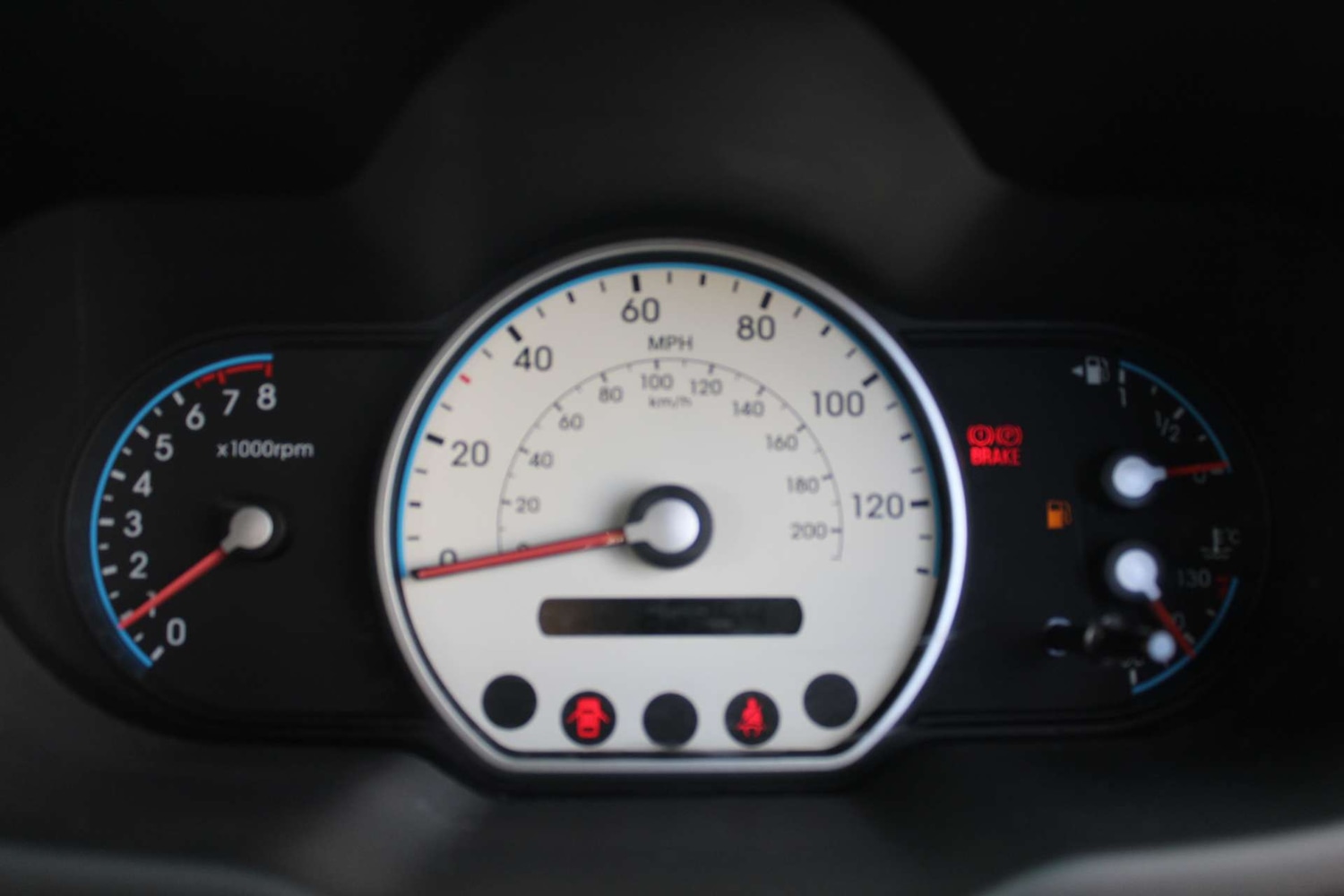 Used Hyundai i10 2010 for sale - 76567762: Photo 15