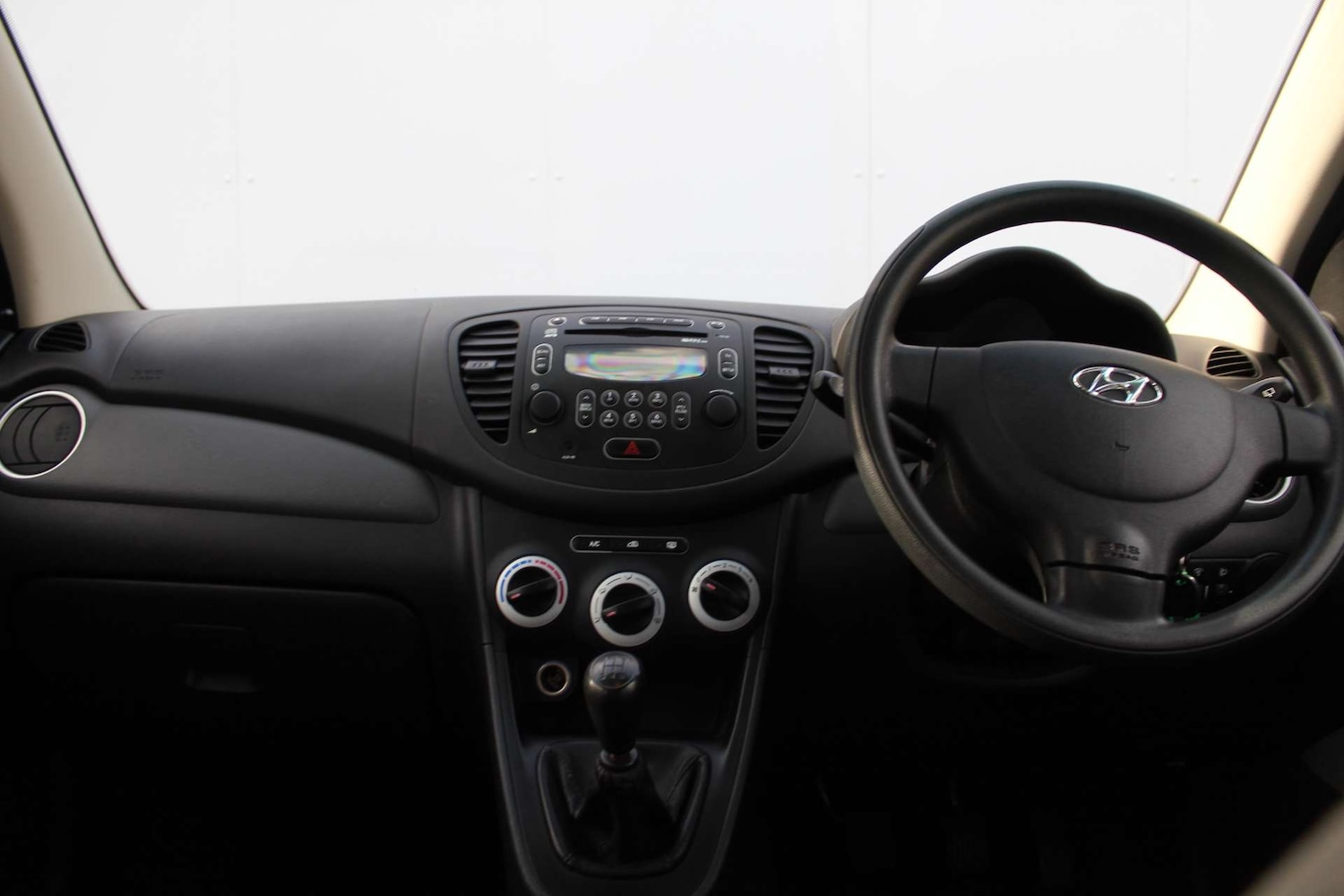 Used Hyundai i10 2010 for sale - 76567762: Photo 16