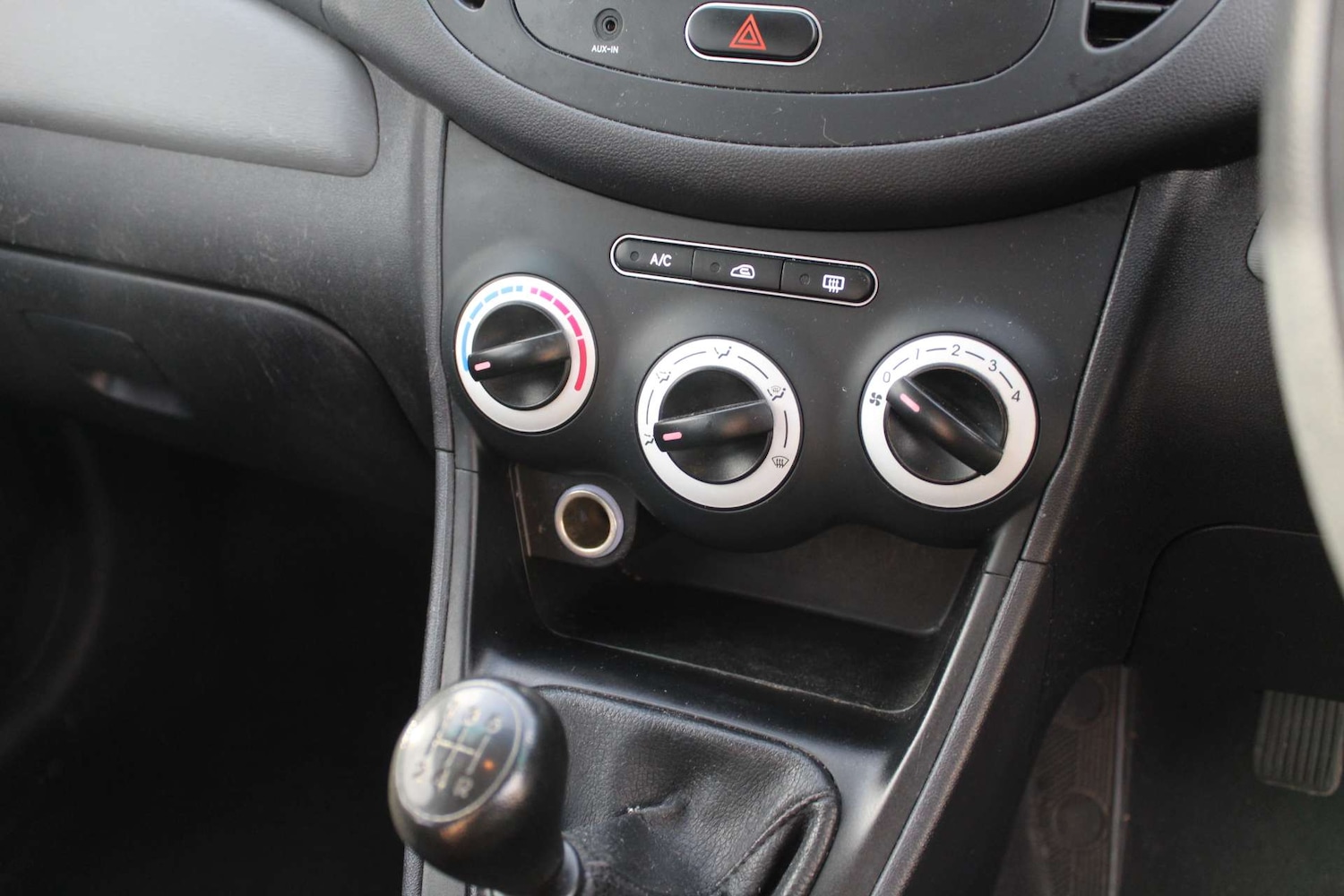 Used Hyundai i10 2010 for sale - 76567762: Photo 19