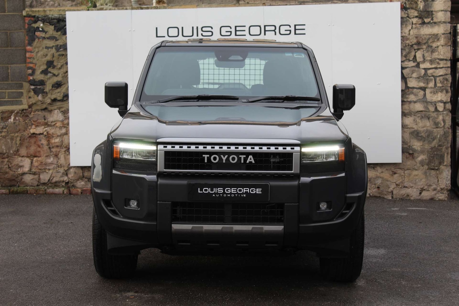 Used Toyota Land Cruiser 2025 for sale - 76588696: Photo 2