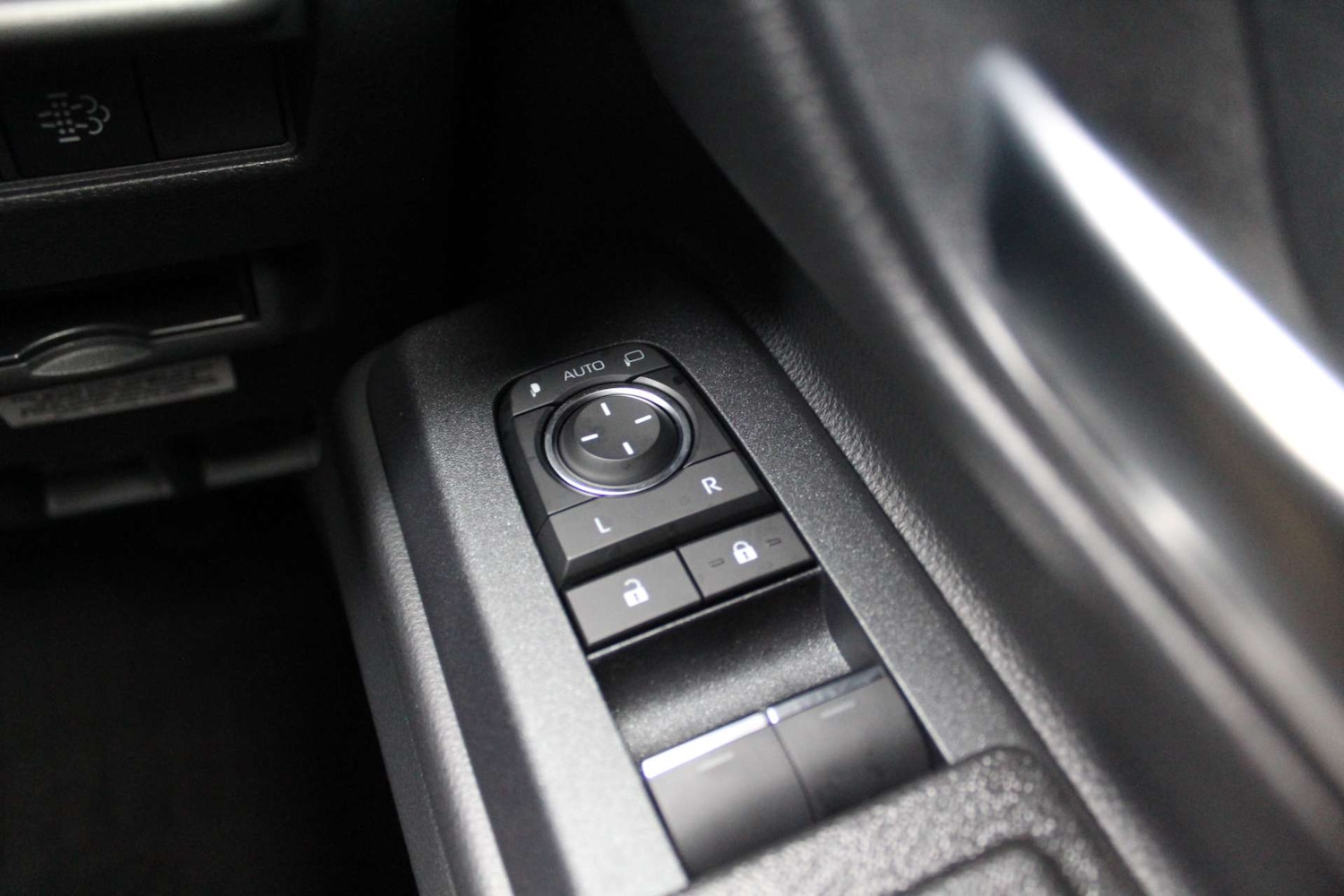 Used Toyota Land Cruiser 2025 for sale - 76588696: Photo 28