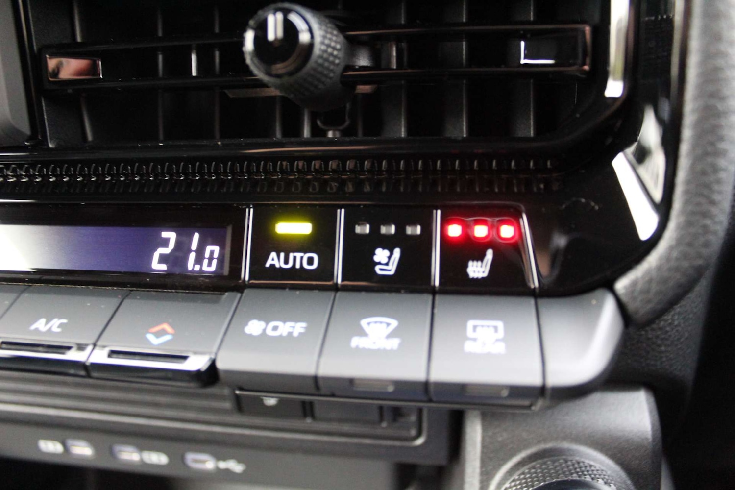 Used Toyota Land Cruiser 2025 for sale - 76588696: Photo 29