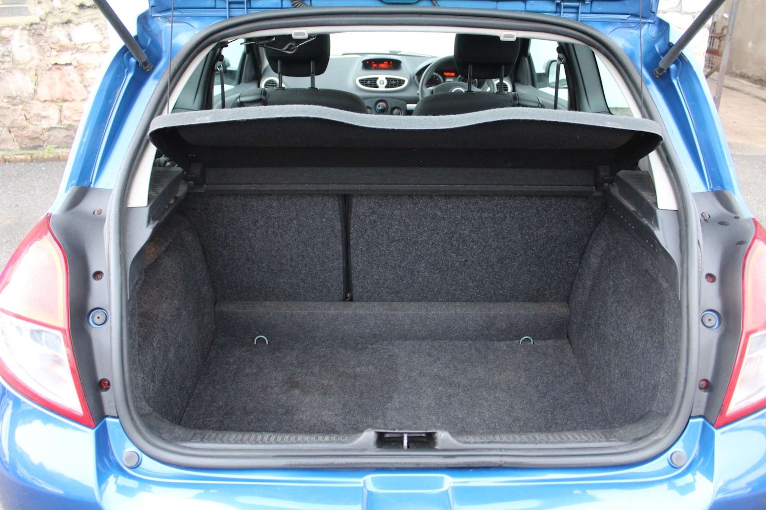 Used Renault Clio 2010 for sale - 77285502: Photo 10