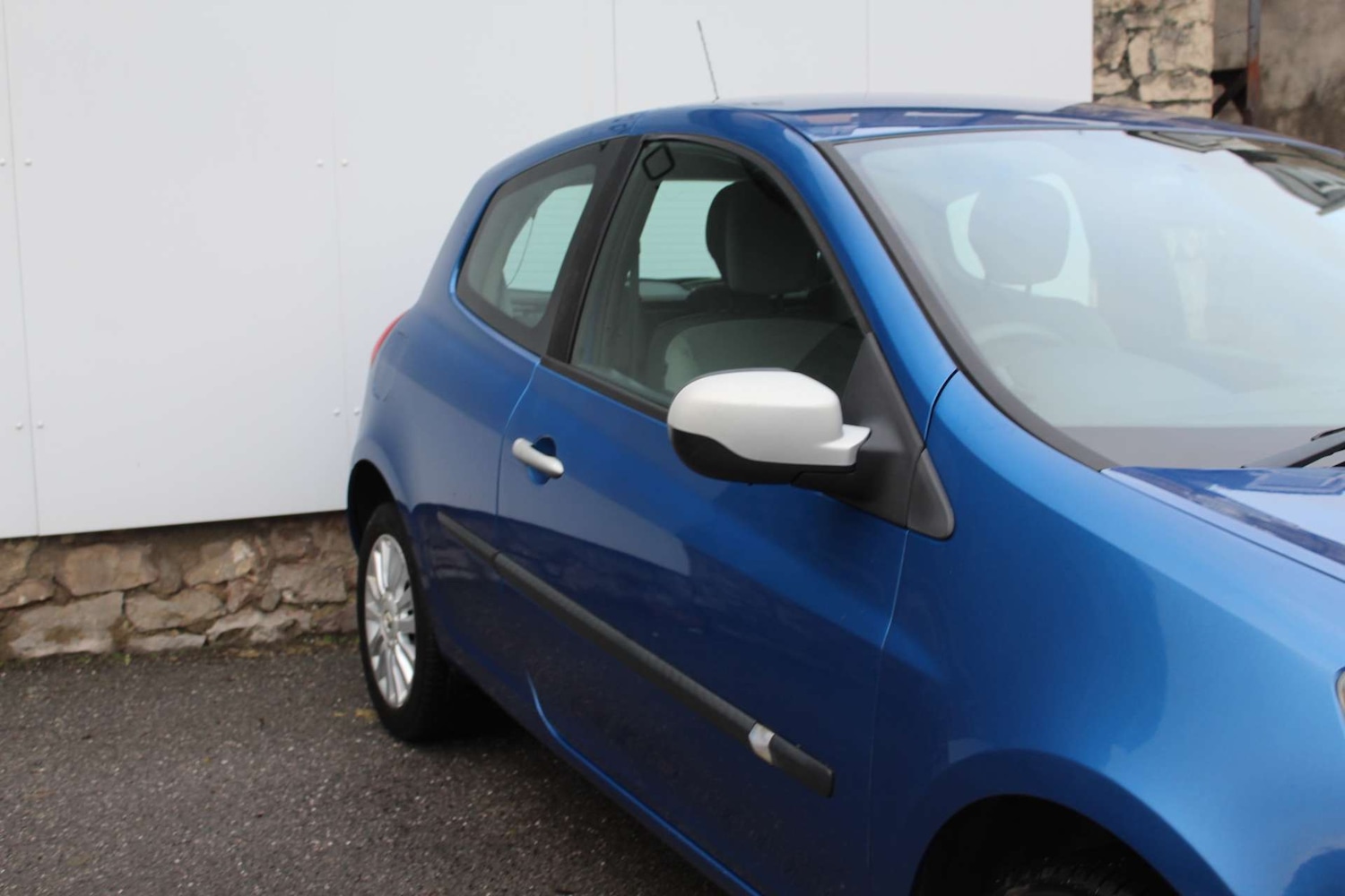 Used Renault Clio 2010 for sale - 77285502: Photo 4