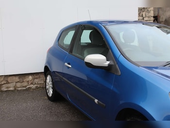 Used Renault Clio 2010 for sale - 77285502: Photo