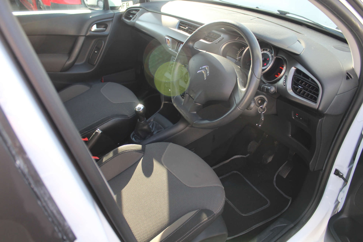 Used Citroen C3 2014 for sale - 77653002: Photo 15