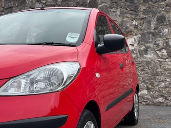 Used Hyundai i10 2010 for sale - 76235433: Photo