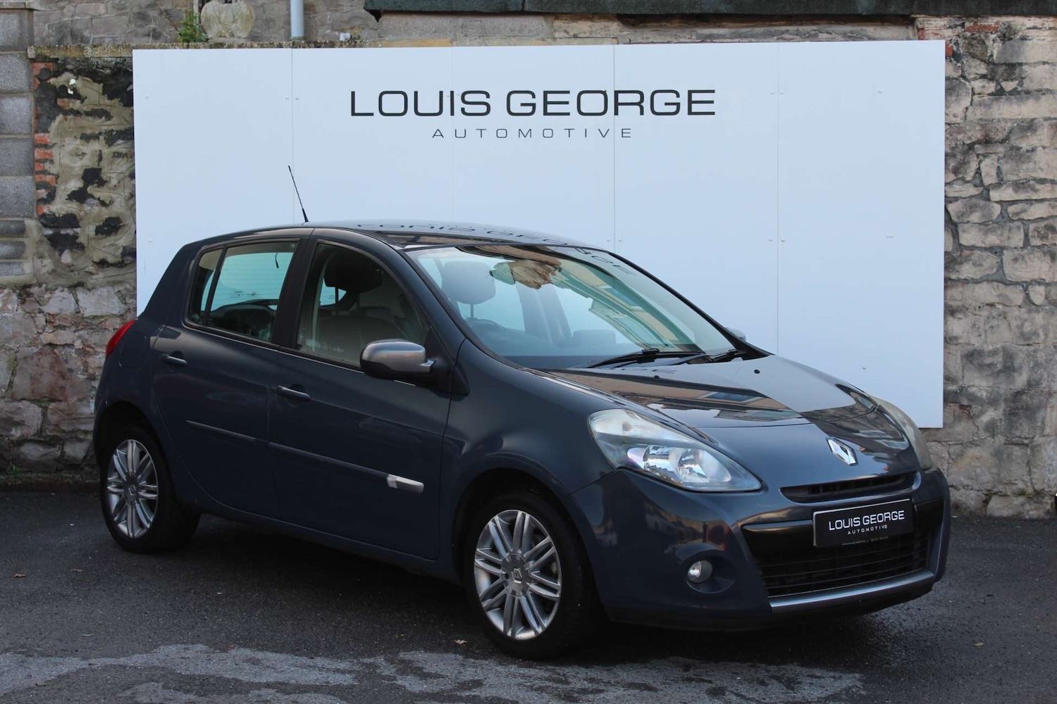 Used Renault Clio 2012 for sale - 77571341: Photo 1