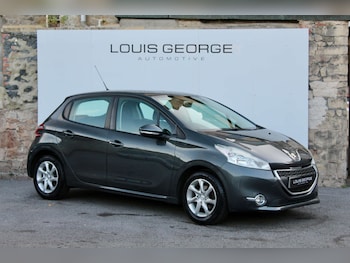 Used Peugeot 208 2014 for sale - 79129953: Photo